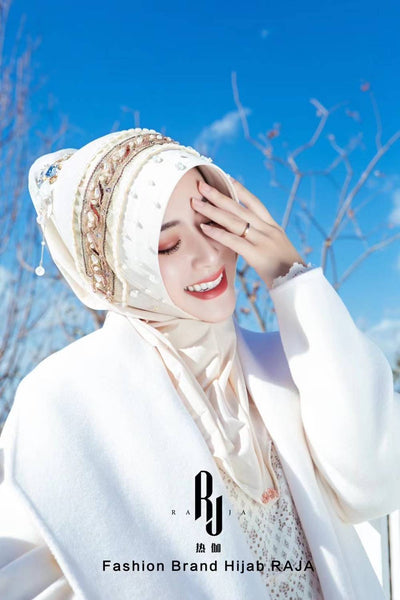 Eshal-White Ethnic Elegance Pearl and Crystal Embellished  Hijab Cap with Delicate Chain