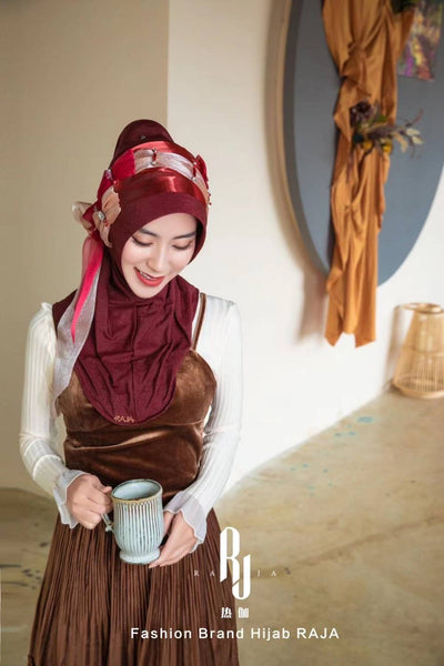 Irsa-Burgundy Charming Love Knot Chiffon Hijab Cap