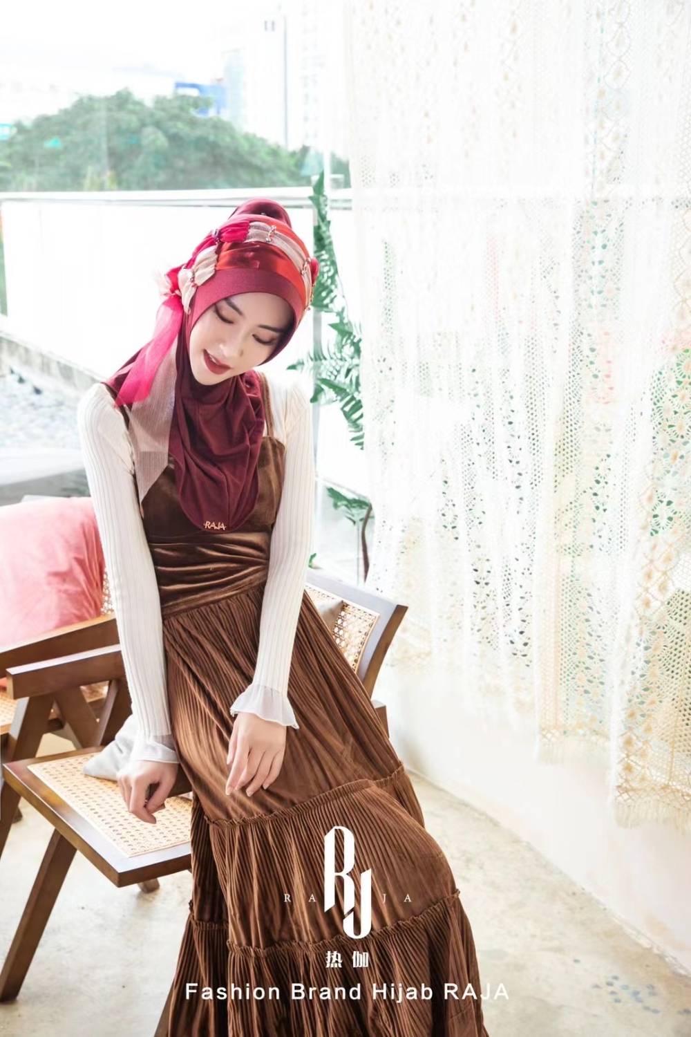 Casquette Hijab Irsa-Bourgogne Charmant Noeud d'Amour en Mousseline de Soie