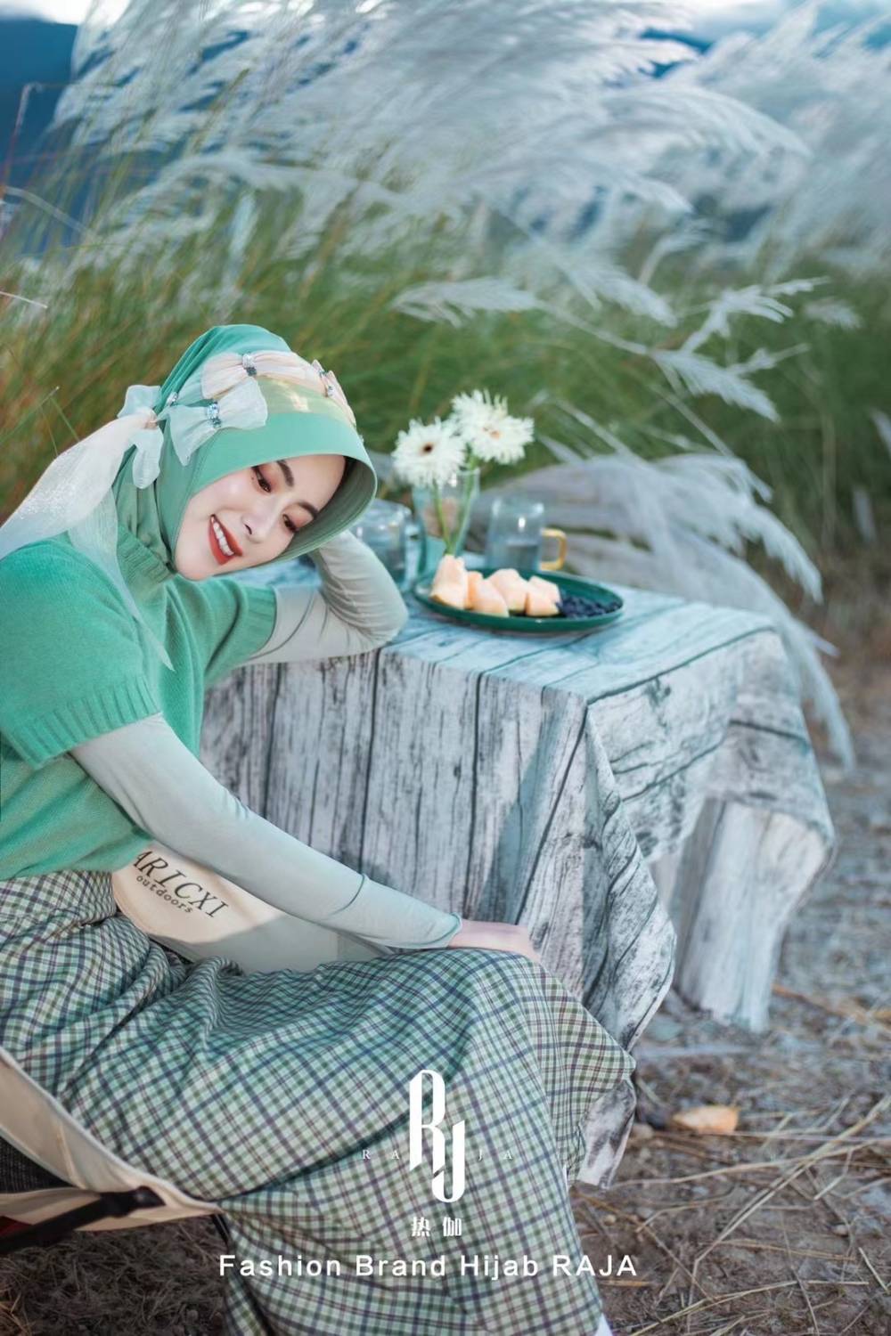 Irsa-Mint Charming Love Knot Chiffon Hijab Cap