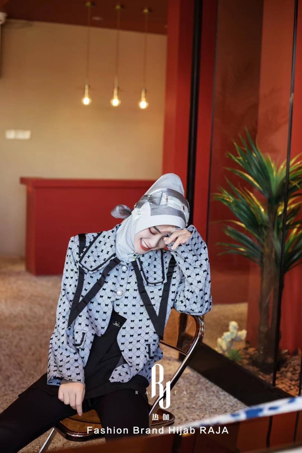 Bonnet hijab en mousseline de soie avec nœud d'amour charmant Irsa-Silver