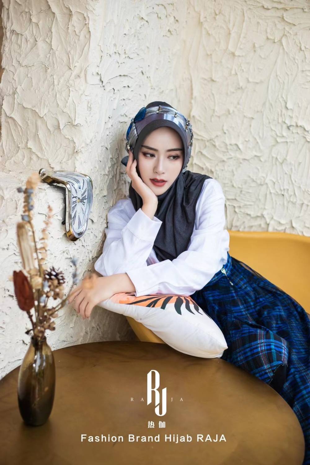 Irsa-Thames Dusk Charming Love Knot Chiffon Hijab Cap