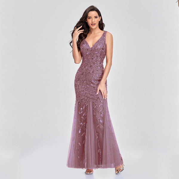 Alluring V-Neckline Sleeveless Sequined Mermaid Tulle Evening Dress