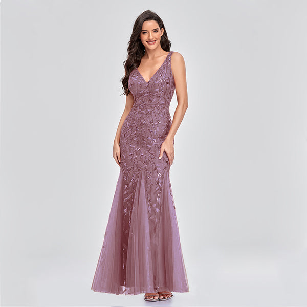 Alluring V-Neckline Sleeveless Sequined Mermaid Tulle Evening Dress