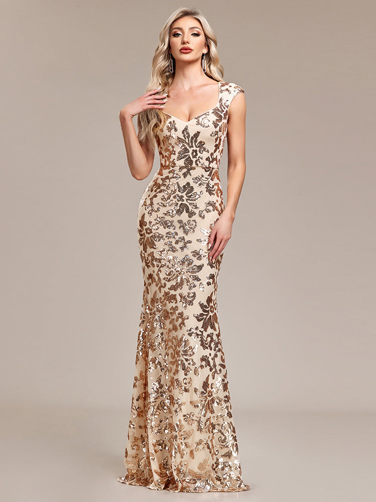 Přitažlivé večerní/formální maxi šaty s květinovým vzorem, královský výstřih Queen Anne a krátkými rukávy typu cap sleeve