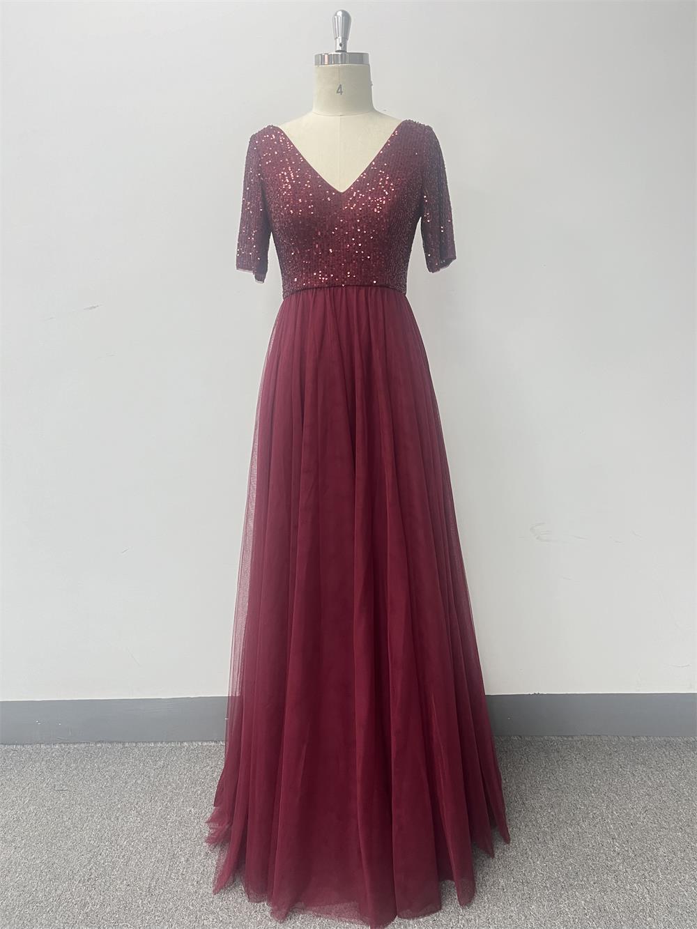 CORPO SUGGERIMENTO CORTE SUGGERIMENTO VECH A VACCHIO MASSI A-LINE GIGLA DI TULLE/Abito da damigella d'onore