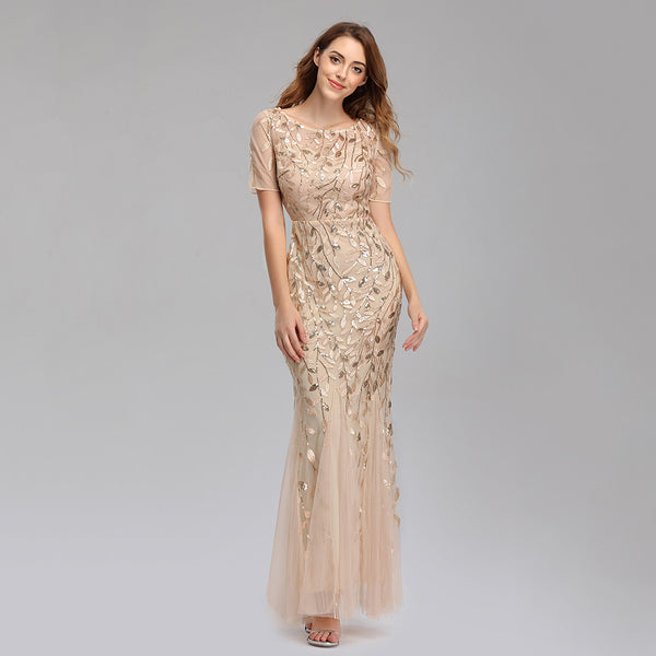 Modest Embroidered Scoop Neck Short Sleeve Sheath Maxi Evening/Formal Dress