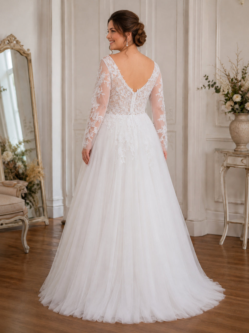 Long Sleeves V-neck Lace Bodice Tulle Skirt A-line Evening Dress