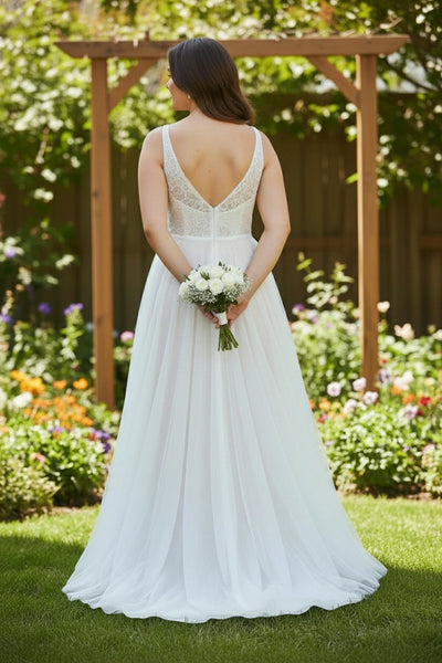 V-Neck Sleeveless Lace Bodice Tulle Skirt A-line Wedding Dress