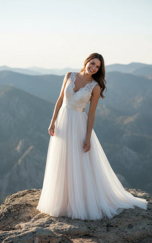 Scallop V-Neck Lace Bodice Tulle Skirt A-line Wedding Dress with Detachable Sash