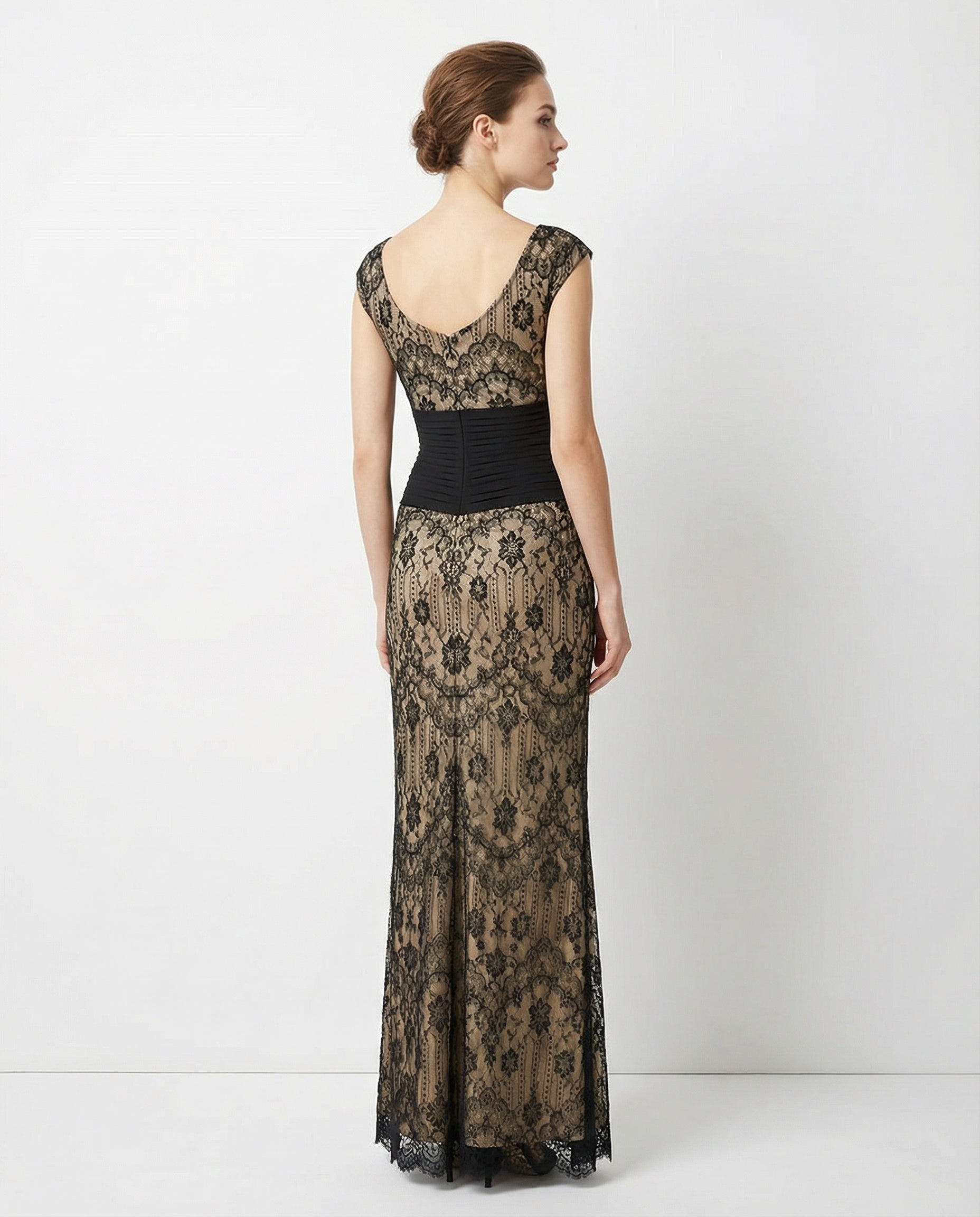 Scoop Neck Cap Sleeves Lace Sheath Evening Dress with Pleated Waist