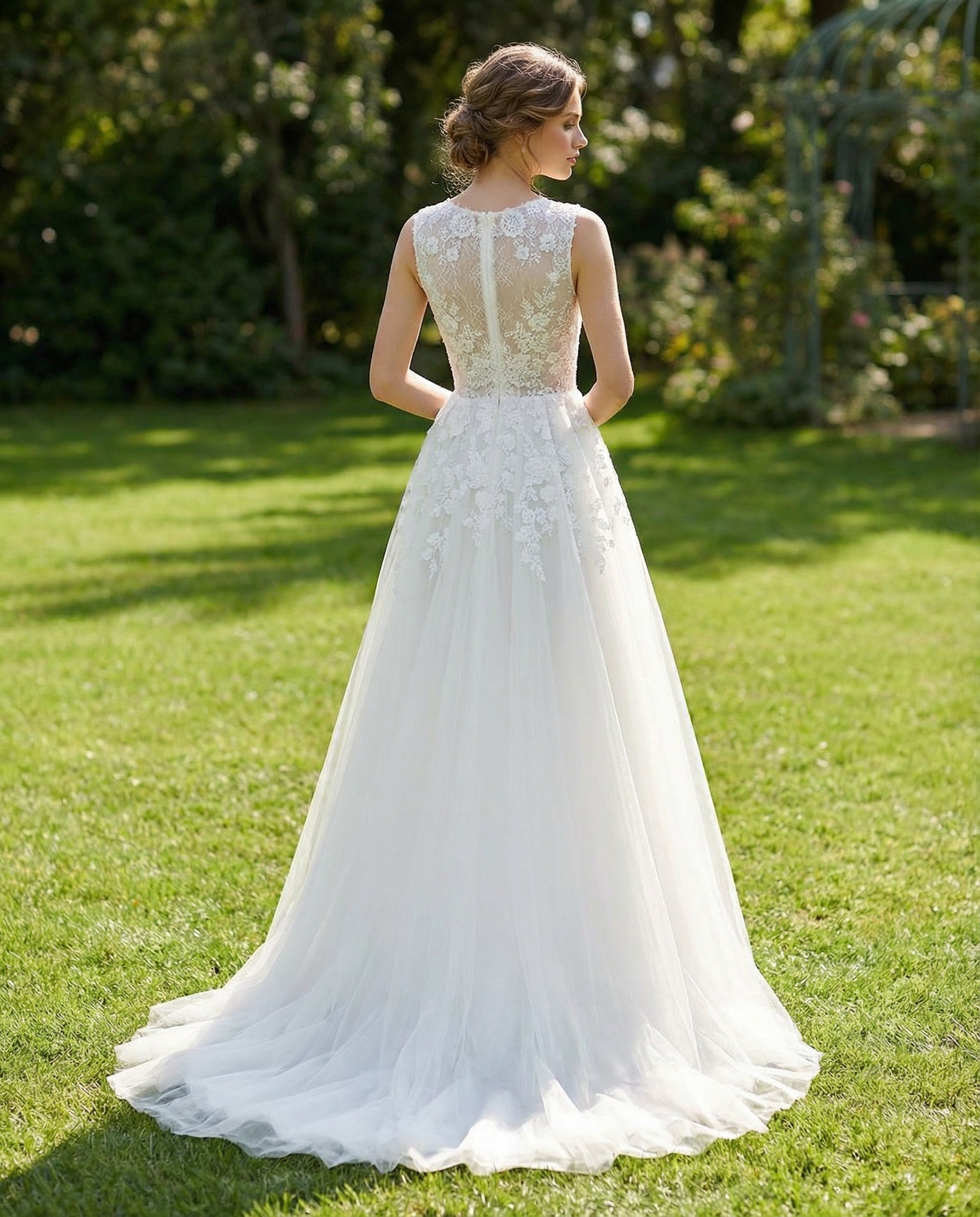 Illusion Neck Sleeveless Lace and Tulle A-line Wedding Dress