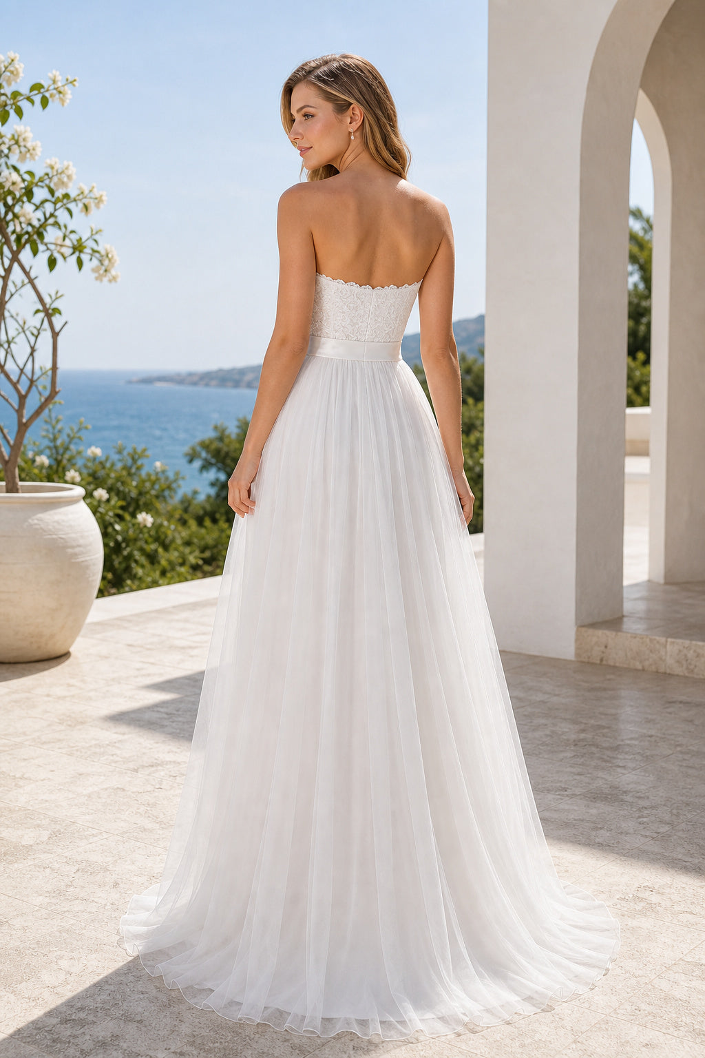 White Sweetheart A-Line Tulle Floor-length Wedding Dress With Lace and Tulle Skirt