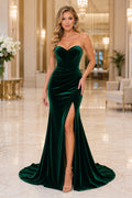 Dark Green Strapless Velvet Mermaid Prom Dress with Sweetheart Neckline and High Slit front view