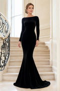 Black Bateau Long Sleeve Velvet Mermaid Evening Gown With Sweep Train Evening Dress front view