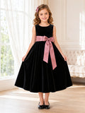 Black Classic A-Line Velvet Flower Girl Dress Sleeveless Scoop Neck Tea-Length Pink Sash Bow front view