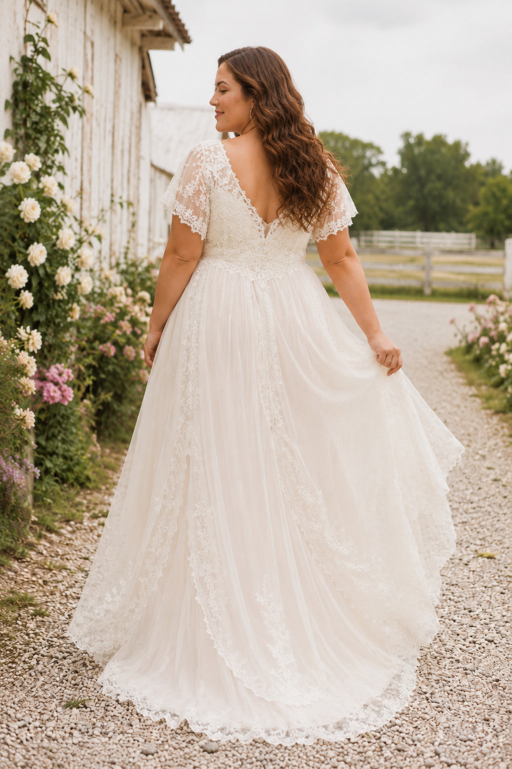 Plus Size Country V-Neck Short Sleeve Lace A-Line Wedding Dress with Split back view