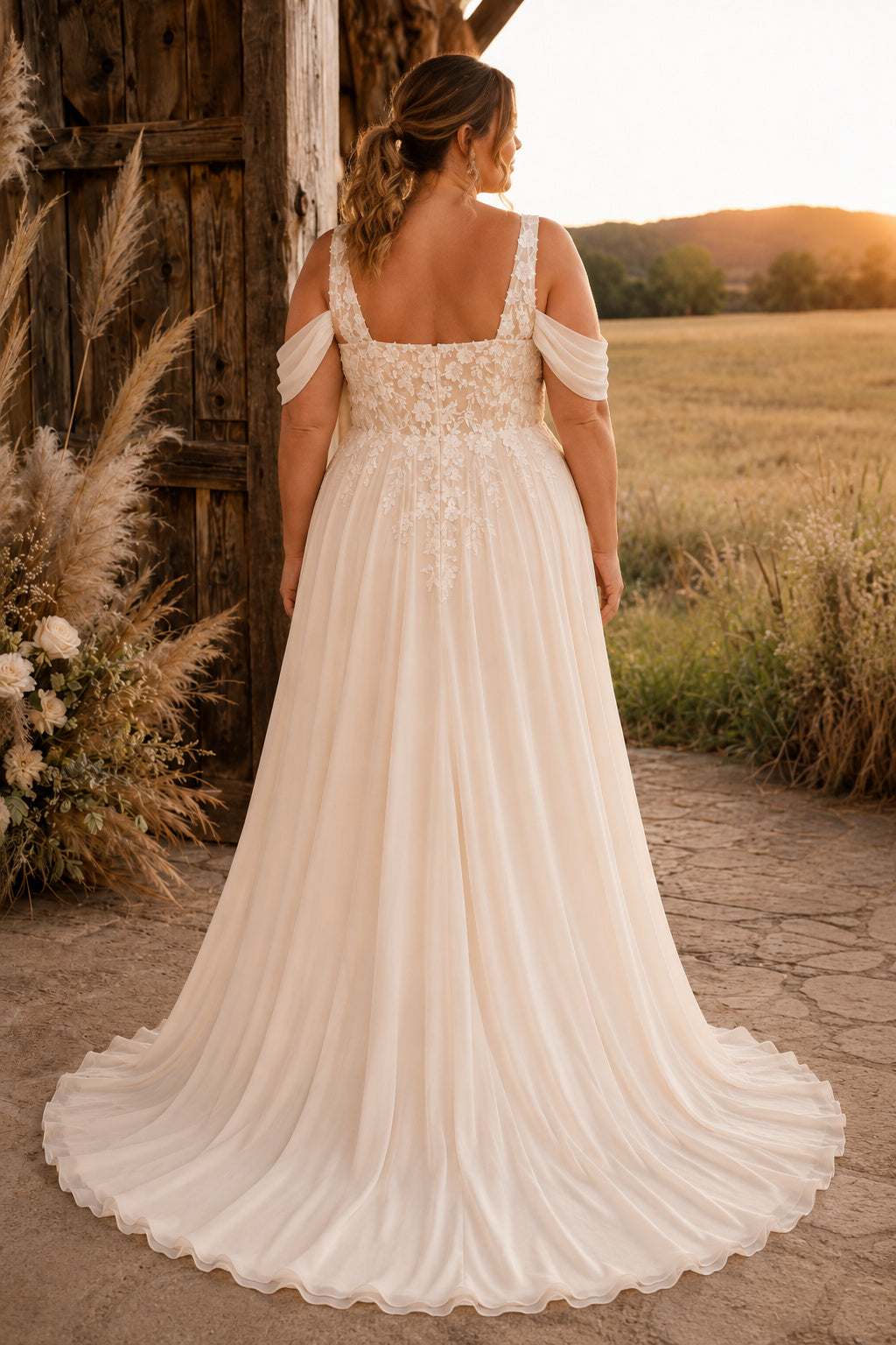 Plus Size Ivory Square Neck Strap Cold-Shoulder Flutter Sleeve Lace Tulle A-Line Wedding Dress with Cold-Shoulder Sleeves and