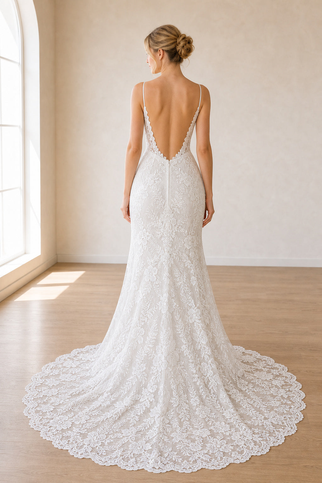 Ivory V-neck Spaghetti Strap Mermaid Lace Wedding Dress With Low Back