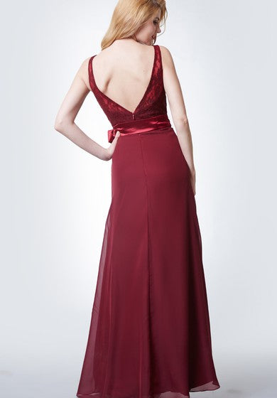 Brilliant Bateau Neck Form-fitted Chiffon Gown With Satin Sash