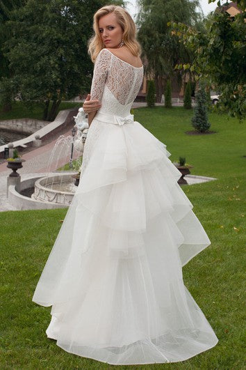 Sheath Scoop Neck Bowed Half Sleeve Lace Wedding Dress