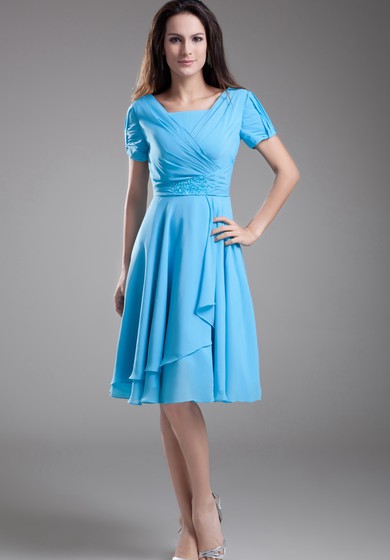 Square-Neck Knee-Length Short Sleeve Dress With Pleating