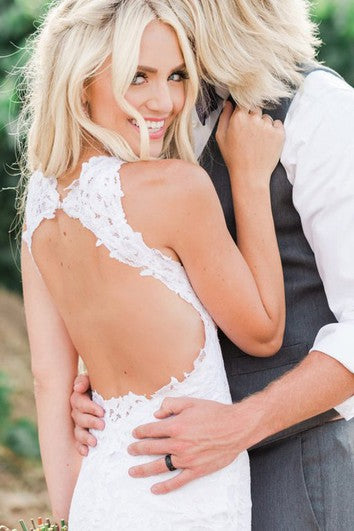 Abito da sposa da sposa con guaina in pizzo romantico in pizzo