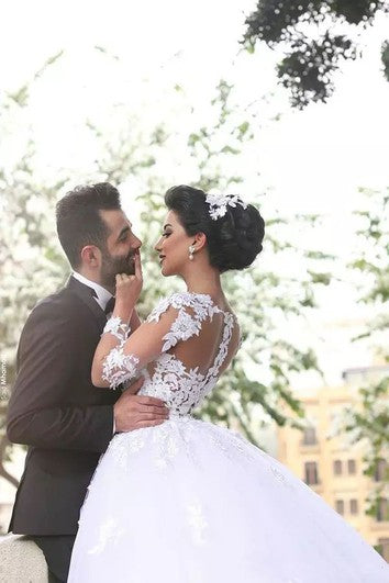 V-neck Ball Gown Floor-length Court Train Long Sleeve Tulle Wedding Dress with Zipper Illusion Back