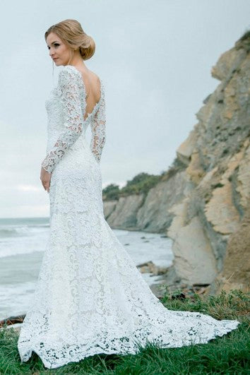 Lace Bateau Mermaid Elegant Wedding Dress With V-back