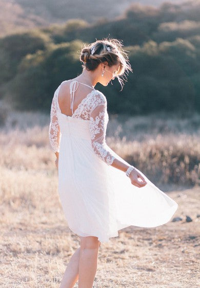 Schlichtes Chiffon-Etuikleid im Strandstil mit V-Ausschnitt, mittellanges Kleid mit 3-4 Ärmeln und Rüschen