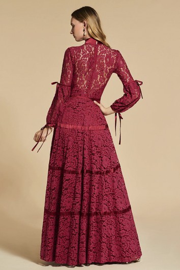 3/4 غلاف عالي الرقبة فستان غمد الدانتيل مع القوس القوس