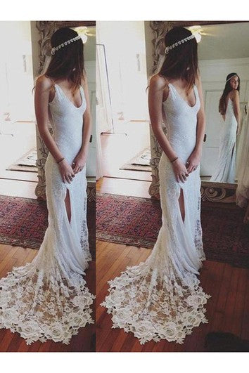 Šaty na svatbu bez rukávů s krajkovým vláčkem a popruhy na tělo