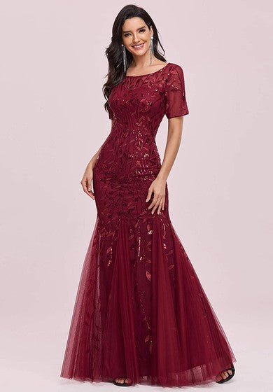 تول الترتر بطول الأرض حورية البحر قصيرة الأكمام خمر فستان متواضع مع الطيات