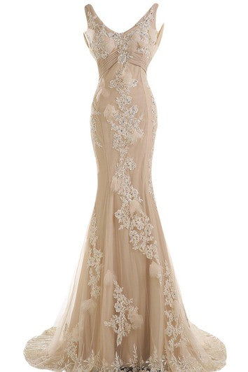 Šaty mořská panna s výstřihem do V, aplikacemi a záhyby