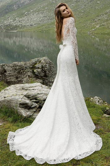 Vestido de vaina de encaje en V de manga larga hasta el piso hasta el piso con detalles de cristal