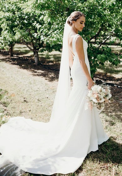 Mermaid V-neck Sleeveless Gown With Buttons And Open Back