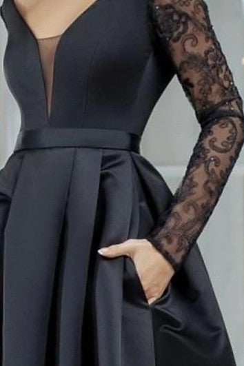 Elegante manga larga Alta un vestido de fiesta de satén de línea con Ruching