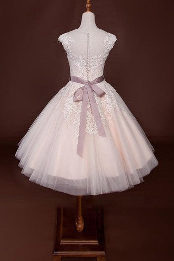 Short Cap Sleeve Zipper Back Tulle Dress with Lace Appliques