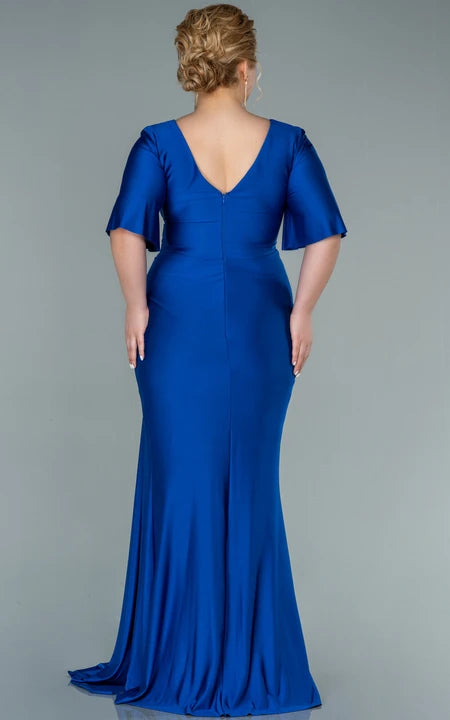 Okouzlující večerní šaty s výstřihem do V, polovičními rukávy, pouzdrovým střihem, mořskou pannou, nařaseným předním dílem a rozparkem, ve větších velikostech