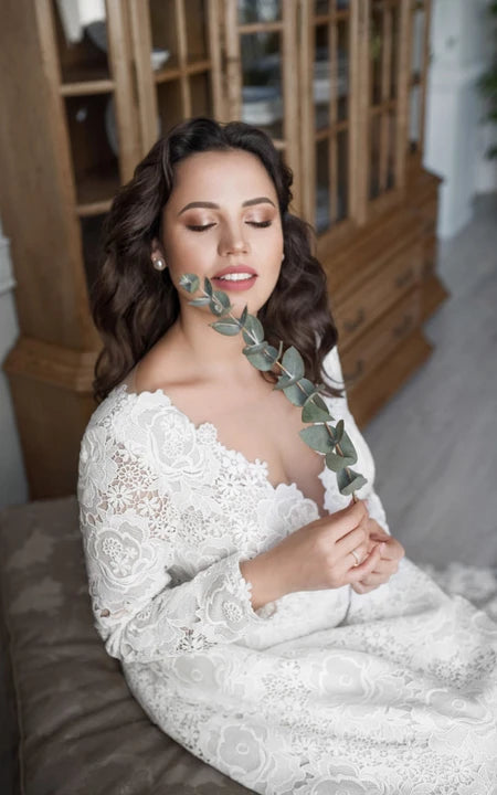 فستان زفاف طويل الأكمام زواج زفاف طويل الحجم من الدانتيل الشديد