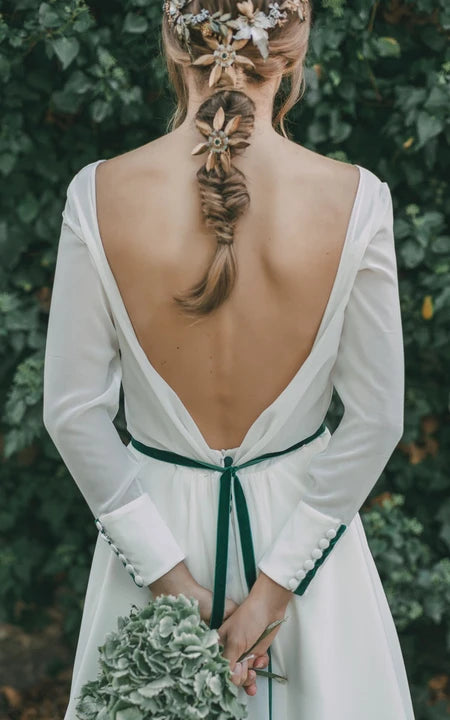 Simple Empire Illusion Vestido de boda de vaina de gasa de manga larga con tren de barrido y espalda