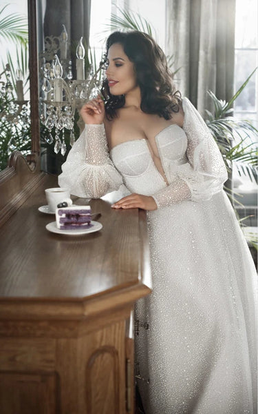 Plus Size Sweetheart Beaded A-line Puff-sleeve Wedding Dress