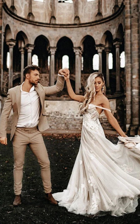 Sweetheart Criss-Cross Tulle Empire A-Line Vestido de novia sin espalda