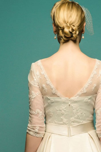 Abito da sposa con manicotto a manicotto a lunghezza del tè A-Line