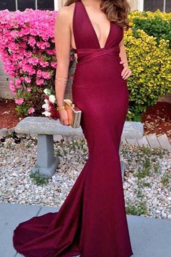 Sleeveless V-neck Sweep Train Long Chiffon Dress