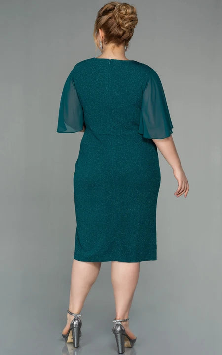 Bleistiftkleid mit V-Ausschnitt, Poet-Ärmeln und Pailletten in Übergröße für die Mutter der Braut