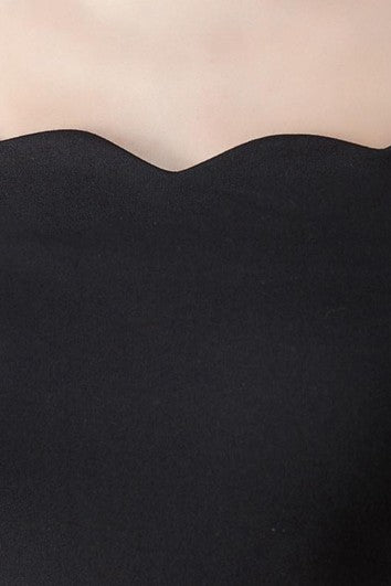 Lässiges schulterfreies, kurzärmliges, knielanges Cocktailkleid