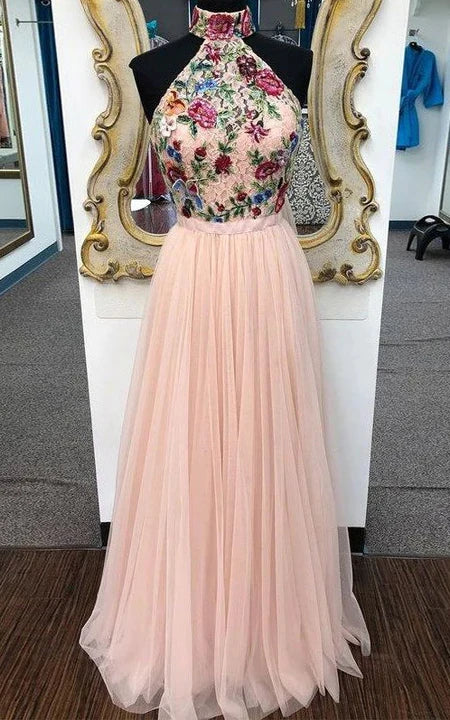 High-Neck Sleeveless Empire Tulle Prom Dress with Floral Applique