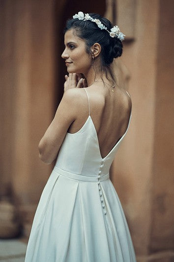 Sexy Chiffon Spaghetti Zippered Deep-V Back Wedding Dress with Pocket