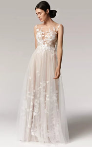 Ethereal Sleeveless Tulle Empire Waist Pleated Wedding Dress with Lace Applique